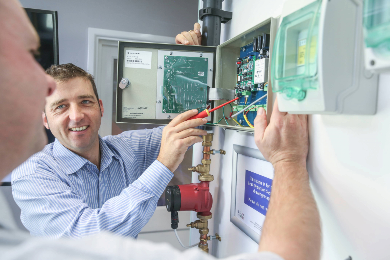 Water, Gas and Oil Leak Detection System Specialists - Diamond Controls